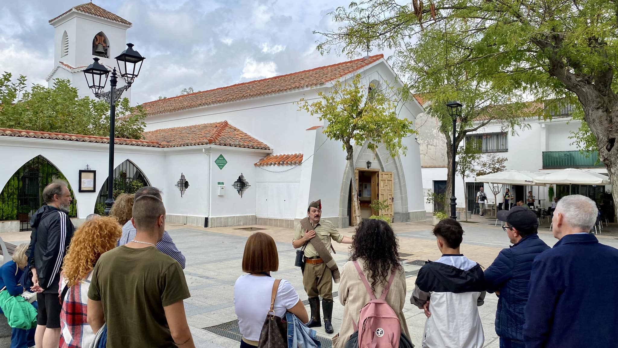 Gran acogida de las visitas teatralizadas de la Batalla de Brunete en Villanueva del Pardillo